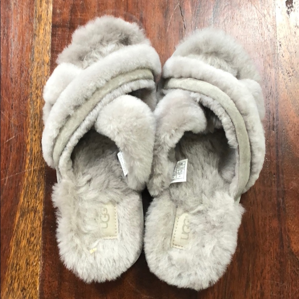 NWOT UGG grey fur slippers